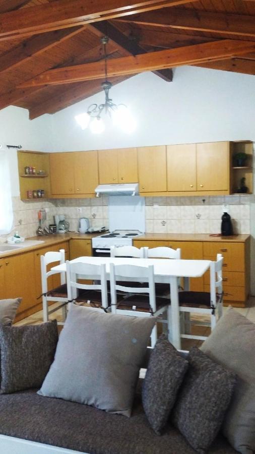 "Villa Kanavos" Apts มาตาลา ภายนอก รูปภาพ