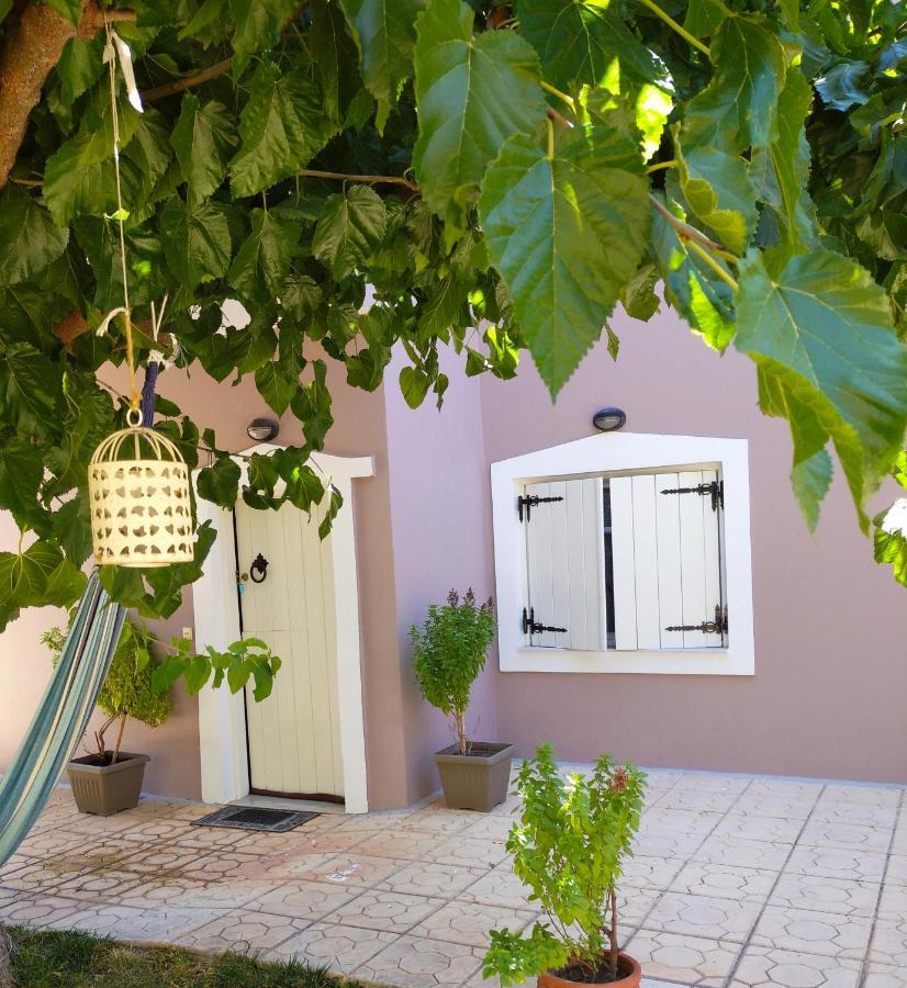 "Villa Kanavos" Apts มาตาลา ภายนอก รูปภาพ