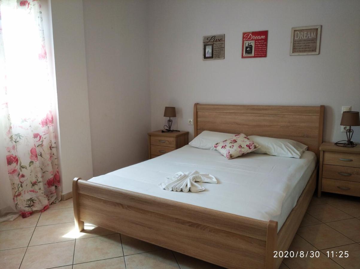 "Villa Kanavos" Apts มาตาลา ภายนอก รูปภาพ