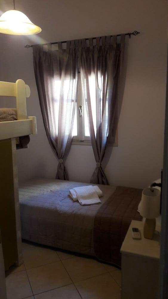 "Villa Kanavos" Apts มาตาลา ภายนอก รูปภาพ