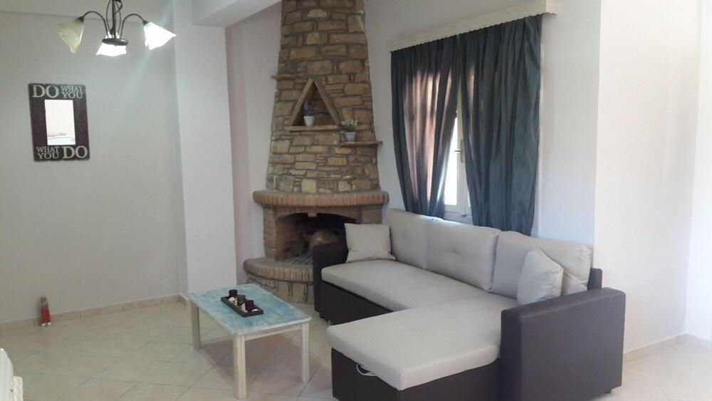 "Villa Kanavos" Apts มาตาลา ภายนอก รูปภาพ