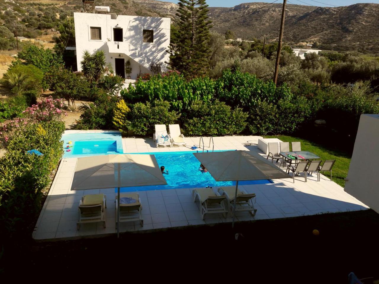 "Villa Kanavos" Apts มาตาลา ภายนอก รูปภาพ