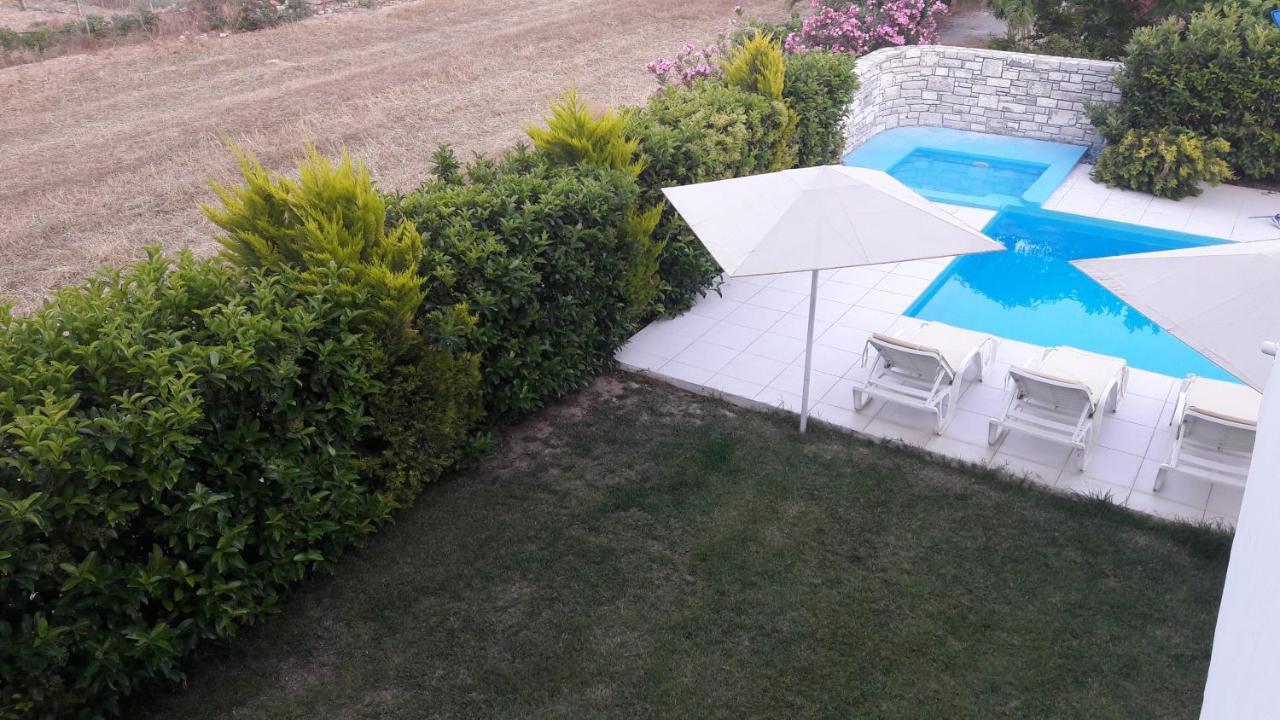 "Villa Kanavos" Apts มาตาลา ภายนอก รูปภาพ