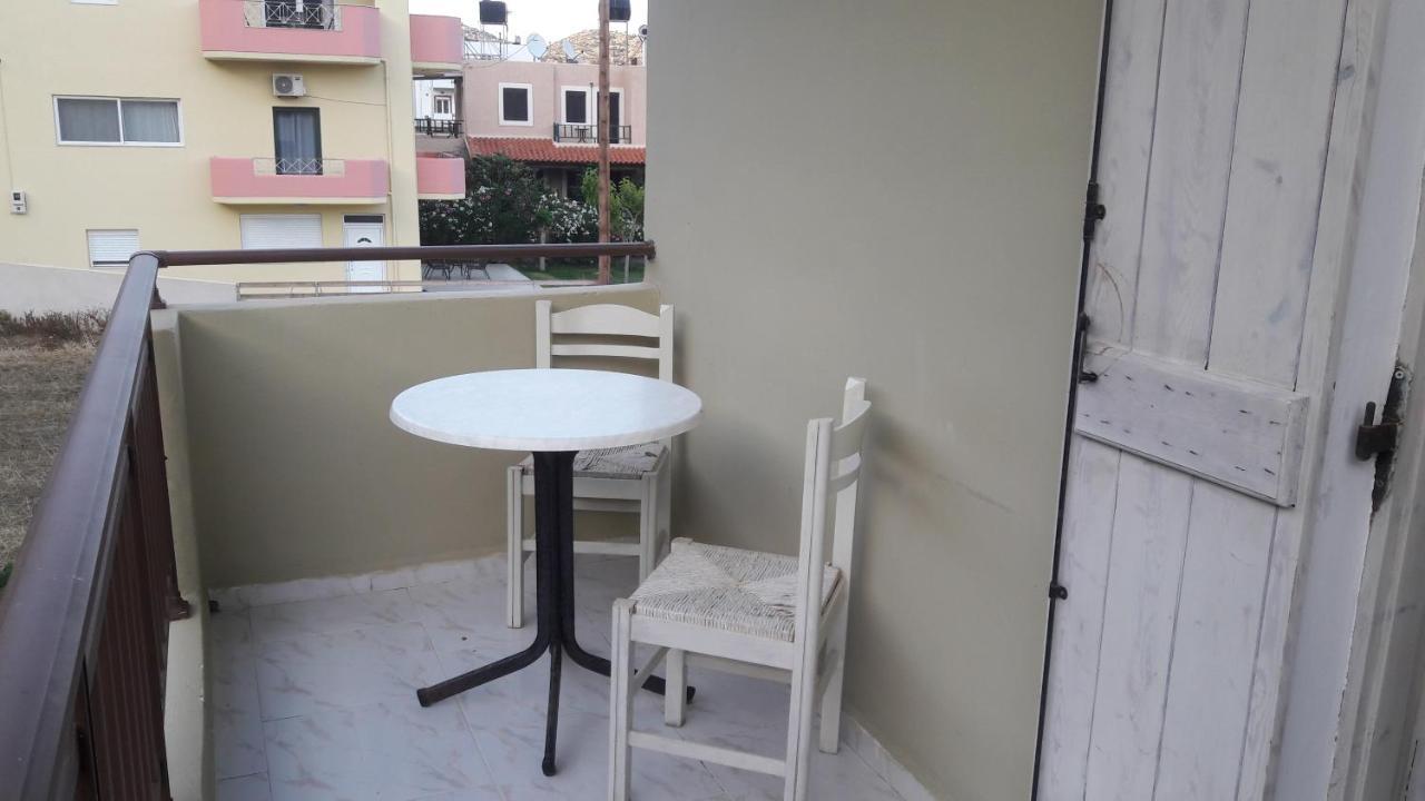 "Villa Kanavos" Apts มาตาลา ภายนอก รูปภาพ