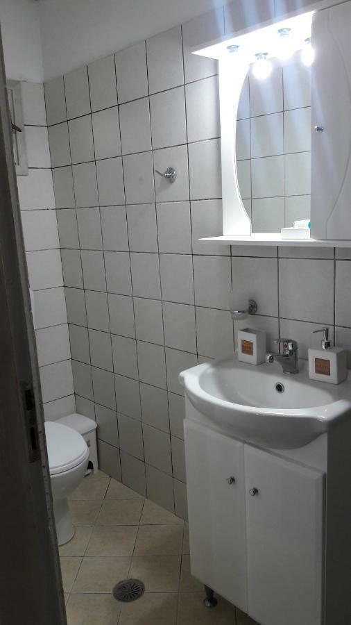 "Villa Kanavos" Apts มาตาลา ภายนอก รูปภาพ